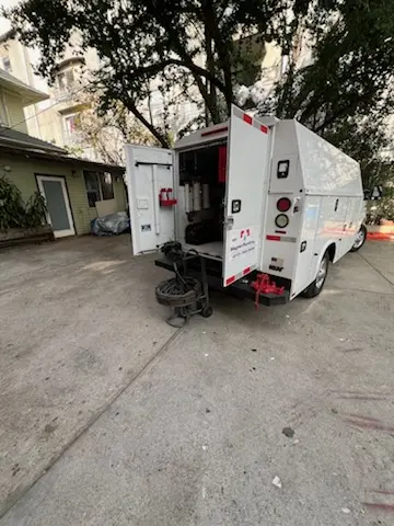 Magnet Plumbing service vehicle on-site for Sewer Line Repair in Wailea